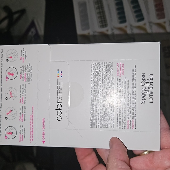 Colorstreet - Picture 2 of 2